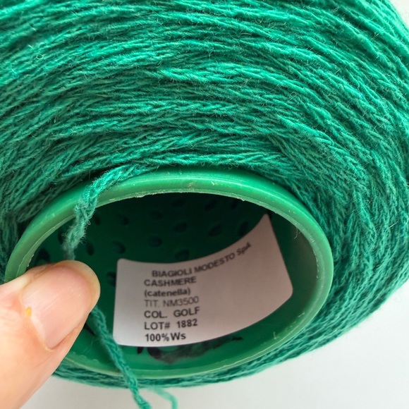 100% Cashmere yarn on cone DK Biagioli Modesto Color Green 470g - Picture 5 of 5